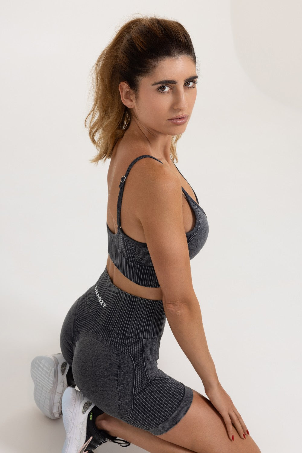 Womens Nova Scrunch Shorts